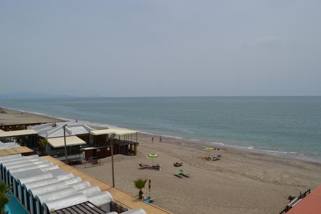 Casa Vacanze Dei Navigatori On The Sea ปอนเตกัญญาโน ภายนอก รูปภาพ