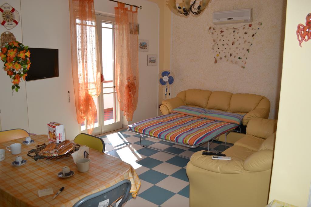 Casa Vacanze Dei Navigatori On The Sea ปอนเตกัญญาโน ภายนอก รูปภาพ