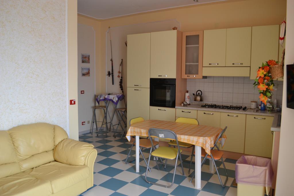 Casa Vacanze Dei Navigatori On The Sea ปอนเตกัญญาโน ภายนอก รูปภาพ